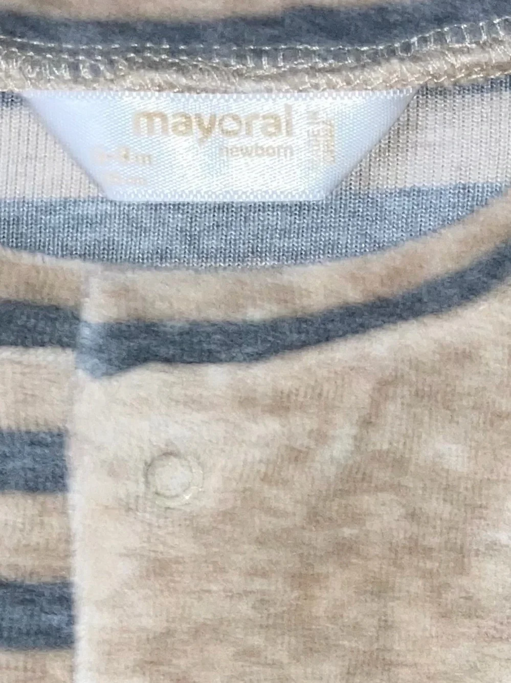 Mayoral 4-6m velour footie with fox applique EUC